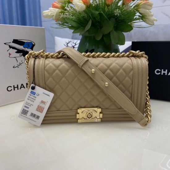 Replica Borsa Chanel Boy Flap Classic A67086 Pelle di vitello granata hardware oro/argento albicocca Imitazioni Falso Replica Borsa Chanel Boy Flap Classic A67086 Pelle di vitello granata hardware oro/argento albicocca Imitazioni Falso