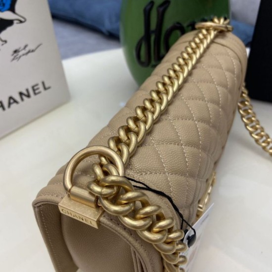 Replica Borsa Chanel Boy Flap Classic A67086 Pelle di vitello granata hardware oro/argento albicocca Imitazioni Falso Replica Borsa Chanel Boy Flap Classic A67086 Pelle di vitello granata hardware oro/argento albicocca Imitazioni Falso