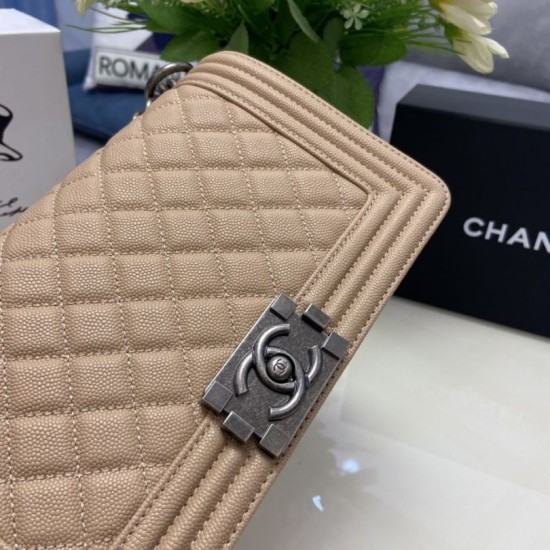 Replica Borsa Chanel Boy Flap Classic A67086 Pelle di vitello granata hardware oro/argento albicocca Imitazioni Falso Replica Borsa Chanel Boy Flap Classic A67086 Pelle di vitello granata hardware oro/argento albicocca Imitazioni Falso