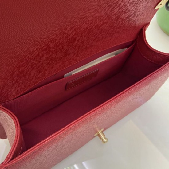 Replica Borsa Chanel Boy Flap Classic A67086 Pelle di vitello granata hardware oro/argento rossa Imitazioni Falso Replica Borsa Chanel Boy Flap Classic A67086 Pelle di vitello granata hardware oro/argento rossa Imitazioni Falso