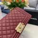 Replica Borsa Chanel Boy Flap Classic A67086 Pelle di vitello granata hardware oro/argento bordeaux Imitazioni Falso