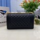 Replica Borsa Chanel Boy Flap Classic A67086 Pelle di vitello granata hardware oro/argento nera Imitazioni Falso Replica Borsa Chanel Boy Flap Classic A67086 Pelle di vitello granata hardware oro/argento nera Imitazioni Falso