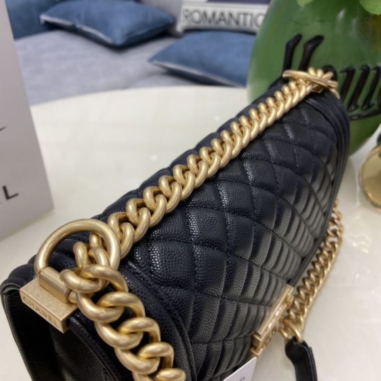 Replica Borsa Chanel Boy Flap Classic A67086 Pelle di vitello granata hardware oro/argento nera Imitazioni Falso Replica Borsa Chanel Boy Flap Classic A67086 Pelle di vitello granata hardware oro/argento nera Imitazioni Falso