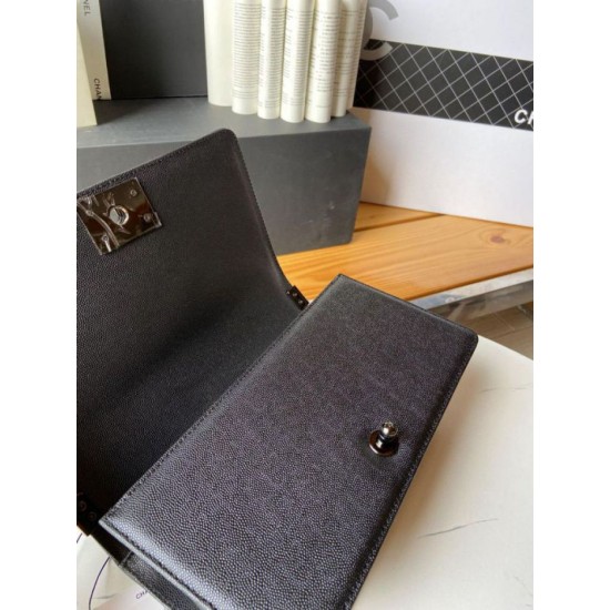 Replica Borsa Chanel Boy Flap A67086 Pelle di vitello granata finiture nere Imitazioni Falso