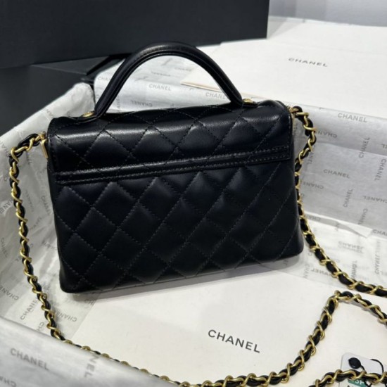 Replica Borsa Chanel 25P piccola con patta e manico superiore AS5355 Nera Imitazioni Falso Replica Borsa Chanel 25P piccola con patta e manico superiore AS5355 Nera Imitazioni Falso