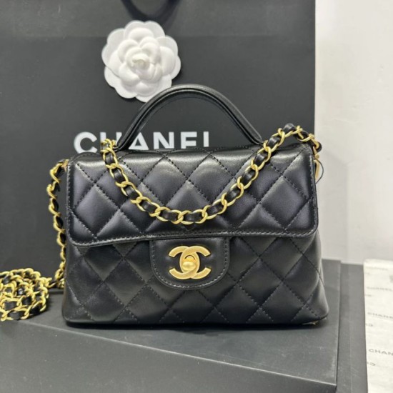 Replica Borsa Chanel 25P piccola con patta e manico superiore AS5355 Nera Imitazioni Falso Replica Borsa Chanel 25P piccola con patta e manico superiore AS5355 Nera Imitazioni Falso