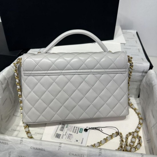 Replica Borsa Chanel 25P con patta e manico superiore AS5356 Beige Imitazioni Falso