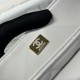 Replica Borsa Chanel 25P con patta e manico superiore AS5356 Beige Imitazioni Falso