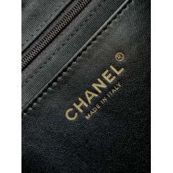 Replica Zaino Chanel 25B Clover Series Vintage AS5715 Pelle di vitello granata Nero Imitazioni Falso