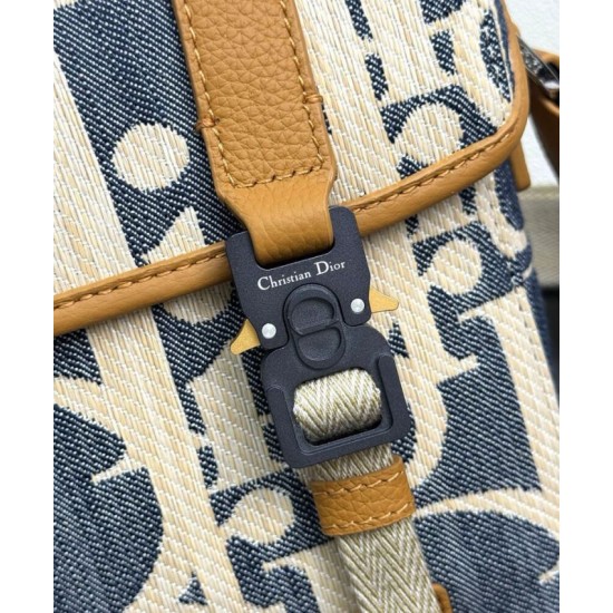 Replica Borsa a tracolla Dior Hit The Road con patta Dior Dior Oblique denim jacquard Blu Imitazioni Falso