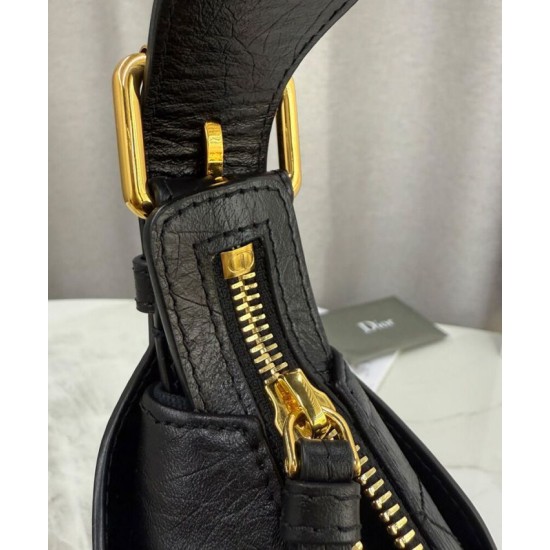 Replica Borsa Dior Voyage Flat Half Moon Macrocannage Piccola/Grande Nera Imitazioni Falso Replica Borsa Dior Voyage Flat Half Moon Macrocannage Piccola/Grande Nera Imitazioni Falso