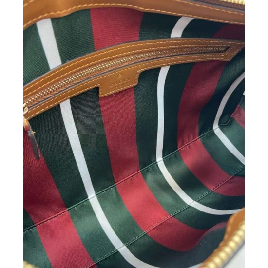 Replica Borsa a tracolla media Gucci serie GG Emblem 815216 Marrone Imitazioni Falso