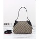 Replica Borsa a tracolla Gucci GG Emblem Piccola 815218 Marrone Imitazioni Falso