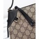 Replica Borsa a tracolla Gucci GG Emblem Piccola 815218 Marrone Imitazioni Falso