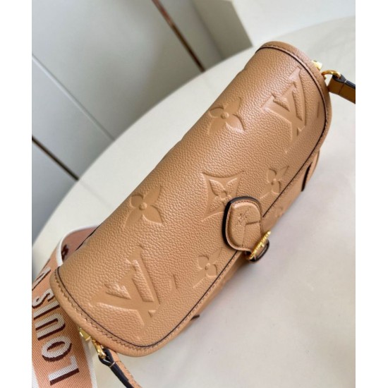 Replica perfetta Louis Vuitton Diane Borsa Monogram Empreinte M11817 Imitazione Outlet Online