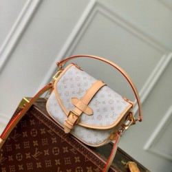 Replica perfetta Louis Vuitton Saumur Borsa BB Monogram Mini Canvas M12327 Imitazione Outlet Online