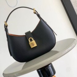 Miglior Falso Louis Vuitton Borsa a tracolla Low Key Grained M24611 Economiche Premium