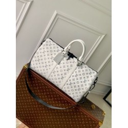 Migliore Replica Louis Vuitton Keepall Bandouliere 50 Borsa Monogram Shadow M24954 Imitazioni Outlet Italia Migliore Repliche Louis Vuitton Keepall Bandouliere 50 Borsa Monogram Shadow M24954 Economiche Outlet Online