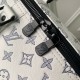 Migliore Repliche Louis Vuitton Keepall Bandouliere 50 Borsa Monogram Shadow M24954 Economiche Outlet Online