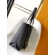 Replica perfetta Louis Vuitton Low Key Cabas MM Borsa Nero M25341 Imitazione Outlet Online