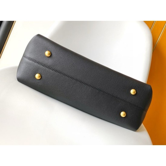 Replica perfetta Louis Vuitton Low Key Cabas MM Borsa Nero M25341 Imitazione Outlet Online