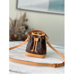 Replica perfetta Louis Vuitton Nano Noe Borsa Monogram Canvas M81266 Imitazione Outlet Online
