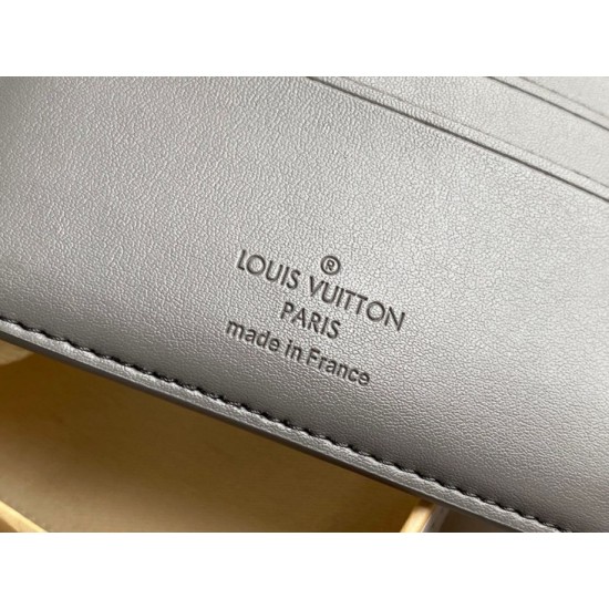 Miglior Falso Louis Vuitton Multiple Portafoglio Monogram Shadow M81383 Economiche Premium