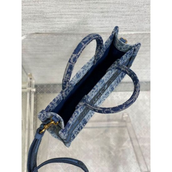 Migliore Repliche Dior Mini Book Tote con Tracolla Blu Denim Oblique Jacquard Economiche Outlet Online