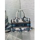 Miglior Falso Borsa Dior Mini Book Tote con tracolla Ricamo Toile de Jouy Messico blu Economiche Premium