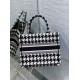 Miglior Falso Borsa tote Dior piccola per libri Micro ricamo pied de poule Economiche Premium