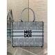 Borsa Dior Media Book Tote Bag Blu Miss Dior Allover Embroidery Replica originale di alta qualità Miglior Falso Borsa Dior Media Book Tote Bag Blu Miss Dior Allover Embroidery Economiche Premium