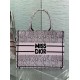 Perfette Qualità Repliche Dior Medium Book Tote Bag Pink Miss Dior Allover Embroidery Imitazione Replica perfetta Dior Medium Book Tote Bag Pink Miss Dior Allover Embroidery Imitazione Outlet Online