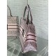 Perfette Qualità Repliche Dior Medium Book Tote Bag Pink Miss Dior Allover Embroidery Imitazione Replica perfetta Dior Medium Book Tote Bag Pink Miss Dior Allover Embroidery Imitazione Outlet Online