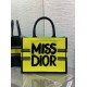 Miglior Falso Borsa Dior Media Book Tote Bag Giallo e Blu Miss Dior Graffiti Embroidery Economiche Premium