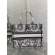 Replica perfetta Dior Medium Book Tote Bag Bianco Toile de Jouy Soleil Embroidery Imitazione Outlet Online