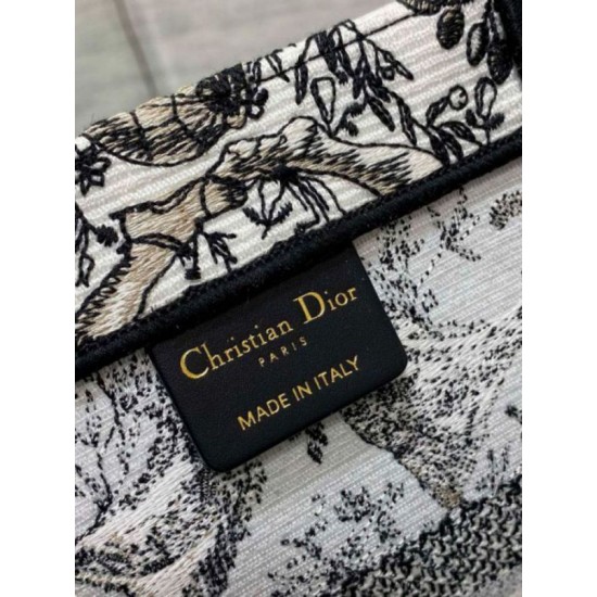 Replica perfetta Dior Medium Book Tote Bag Bianco Toile de Jouy Soleil Embroidery Imitazione Outlet Online