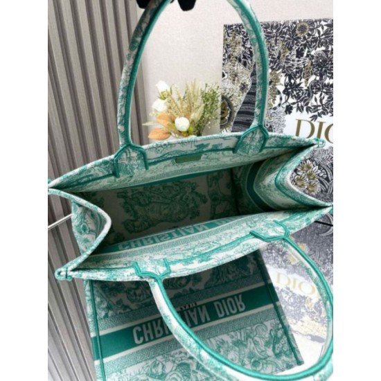 Migliore Repliche Borsa Dior media Dioriviera Book Tote Aquamarina Ricamo Toile de Jouy Economiche Outlet Online