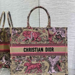 Migliore Repliche Borsa Dior grande Dioriviera Book Tote in rafia con ricamo Toile de Jouy Sauvage rosa Economiche Outlet Online