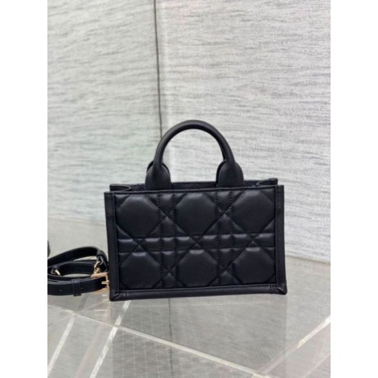 Replica perfetta Dior Mini Book Tote Bag con Tracolla Nera Macrocannage Pelle di Vitello Imitazione Outlet Online