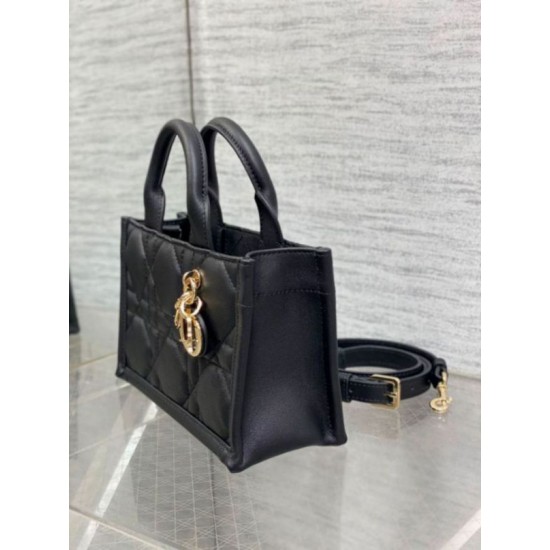 Replica perfetta Dior Mini Book Tote Bag con Tracolla Nera Macrocannage Pelle di Vitello Imitazione Outlet Online