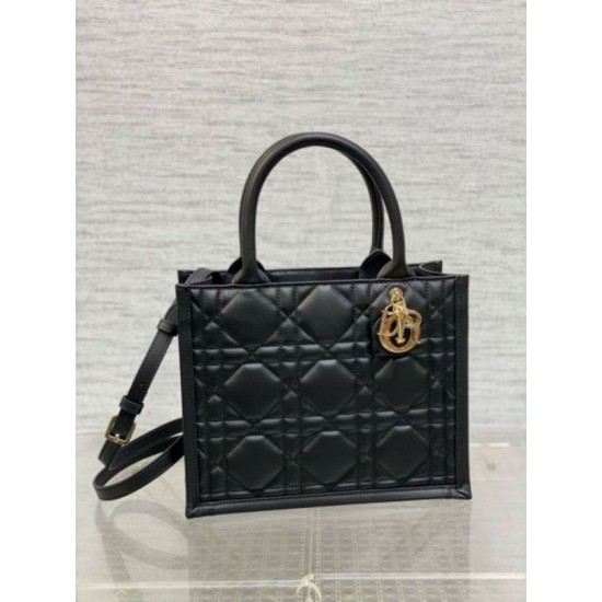 Migliore Repliche Borsa Dior piccola book tote con tracolla Pelle di vitello macrocannage nera Economiche Outlet Online