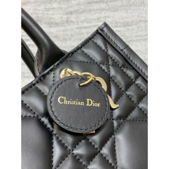 Migliore Repliche Borsa Dior piccola book tote con tracolla Pelle di vitello macrocannage nera Economiche Outlet Online