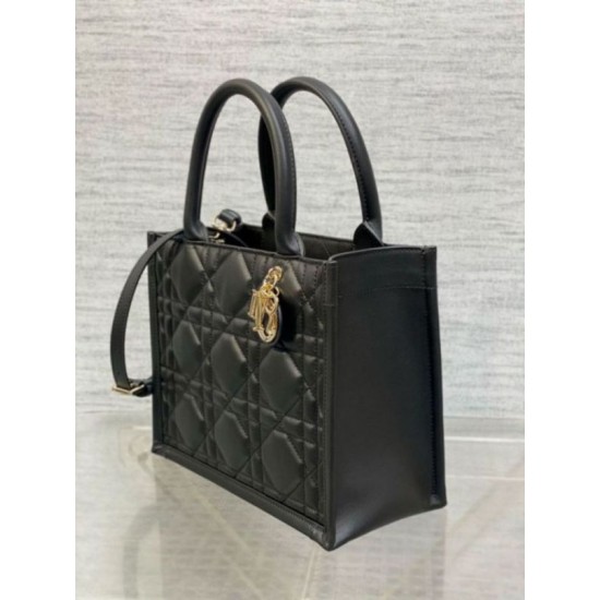 Migliore Repliche Borsa Dior piccola book tote con tracolla Pelle di vitello macrocannage nera Economiche Outlet Online