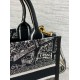 Replica perfetta Borsa Dior piccola Book Tote con tracolla Ricamo Plan de Paris e pelle di vitello nera Imitazione Outlet Online