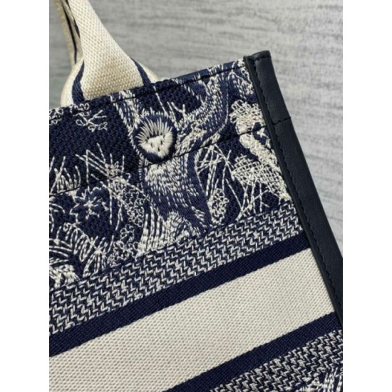 Migliore Repliche Borsa Dior piccola Book Tote con tracolla Ricamo Toile de Jouy Reverse e pelle di vitello blu Economiche Outlet Online