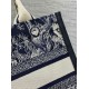 Migliore Repliche Borsa Dior piccola Book Tote con tracolla Ricamo Toile de Jouy Reverse e pelle di vitello blu Economiche Outlet Online