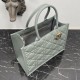 Perfette Qualità Repliche Dior Medium Book Tote Bag con tracolla Grigio Macrocannage Imitazione Miglior Falso Dior Medium Book Tote Bag con tracolla Grigio Macrocannage Economiche Premium