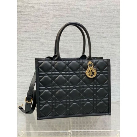 Miglior Falso Borsa tote Dior media a libro con tracolla Pelle di vitello macrocannage nera Economiche Premium