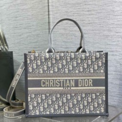 Migliore Repliche Dior Medium Book Tote Bag con tracolla Oblique Embroidery e pelle di vitello grigia Economiche Outlet Online