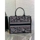 Migliore Replica Dior Medium Book Tote Bag con tracolla Plan de Paris Embroidery e pelle di vitello nera Imitazioni Outlet Italia Migliore Repliche Dior Medium Book Tote Bag con tracolla Plan de Paris Embroidery e pelle di vitello nera Economiche Outlet Online